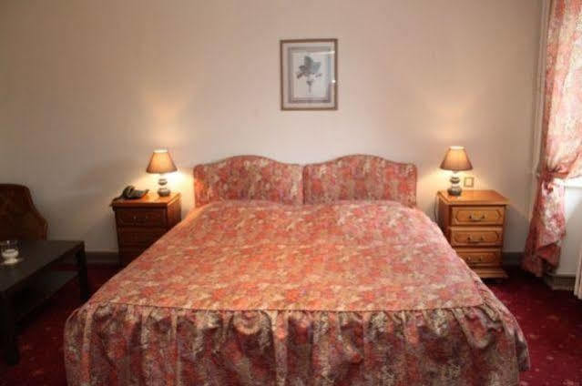 Aux Armes De France Hotel Ammerschwihr Buitenkant foto